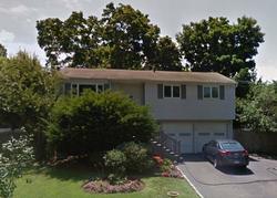 Pre-foreclosure in  VERMONT AVE Bay Shore, NY 11706
