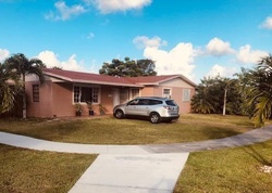 Pre-foreclosure in  SW 200TH ST Miami, FL 33177