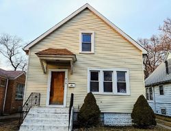 Pre-foreclosure in  E 144TH ST Dolton, IL 60419