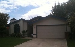 Pre-foreclosure in  LA TONIA CT Bakersfield, CA 93313