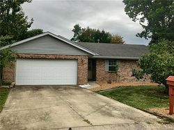 Pre-foreclosure in  SPRUCE HILL TER Belleville, IL 62221