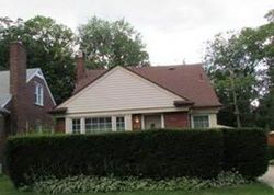 Pre-foreclosure in  GRAYFIELD ST Dearborn Heights, MI 48127