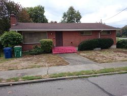 Pre-foreclosure in  S GENESEE ST Seattle, WA 98118