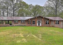 Pre-foreclosure Listing in CARTERS VALLEY RD MOSHEIM, TN 37818