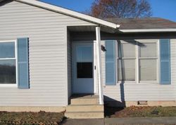 Pre-foreclosure Listing in SUNSET LN MILFORD, DE 19963