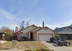 Pre-foreclosure in  PHILLIP WAY Suisun City, CA 94585