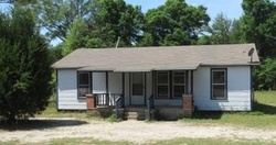 Pre-foreclosure in  GARCON POINT RD Milton, FL 32583