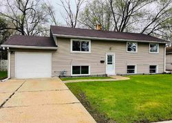 Pre-foreclosure in  MIDWAY DR Rockford, IL 61103