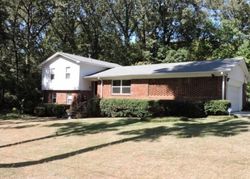 Pre-foreclosure in  LAKEHURST DR Memphis, TN 38128