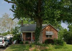 Pre-foreclosure in  FRANK SCOTT PKWY W Belleville, IL 62223