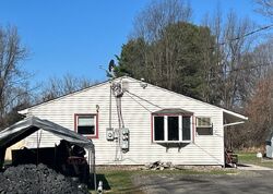  Maple Ln, Kerhonkson NY