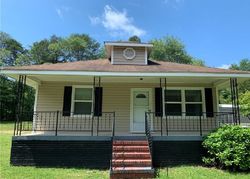 Pre-foreclosure in  WOODLAWN ST Belmont, NC 28012