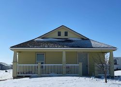 Pre-foreclosure Listing in STANLEY ST WILLISTON, ND 58801