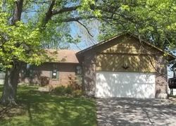 Pre-foreclosure Listing in NAVAHO DR LEBANON, OH 45036