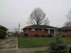 Pre-foreclosure in  STUDENT AVE Springfield, OH 45503