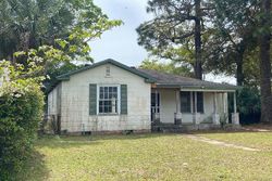 Pre-foreclosure in  E YONGE ST Pensacola, FL 32503