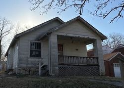 Pre-foreclosure in  DRURY AVE Kansas City, MO 64127