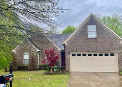 Pre-foreclosure in  GALYON DR Southaven, MS 38671