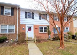 Pre-foreclosure in  TOWN GREEN WAY Reisterstown, MD 21136