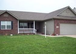 Pre-foreclosure in  WESTMORELAND DR Bethalto, IL 62010