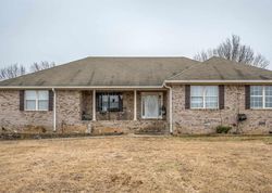 Pre-foreclosure in  HICKORY TRAIL DR Harvest, AL 35749