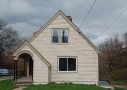 Pre-foreclosure in  COMMONWEALTH AVE Erlanger, KY 41018