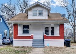 Pre-foreclosure in  W ASHLAND AVE Louisville, KY 40215