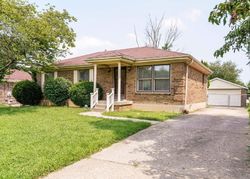 Pre-foreclosure in  CHARLESWOOD RD Louisville, KY 40229