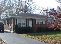 Pre-foreclosure in  CHAMBERS WAY Louisville, KY 40229