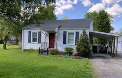 Pre-foreclosure in  EASUM RD Louisville, KY 40299