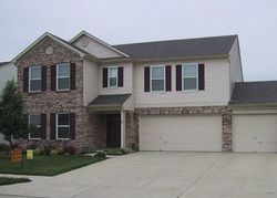 Pre-foreclosure in  SUMMERFIELD DR Plainfield, IN 46168