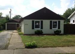 Pre-foreclosure in  TURNER AVE Midlothian, IL 60445