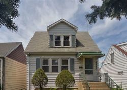 Pre-foreclosure Listing in N NARRAGANSETT AVE HARWOOD HEIGHTS, IL 60706