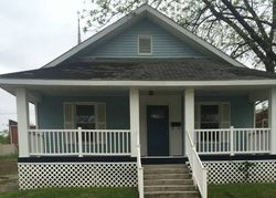 Pre-foreclosure Listing in 13TH ST LAWRENCEVILLE, IL 62439