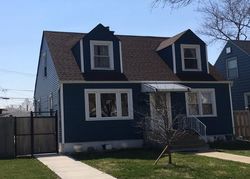 Pre-foreclosure in  W 85TH ST Chicago, IL 60652