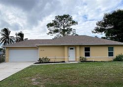 Pre-foreclosure in  BRADENTON RD Fort Myers, FL 33967