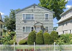 Pre-foreclosure in  HORACE ST Bridgeport, CT 06610