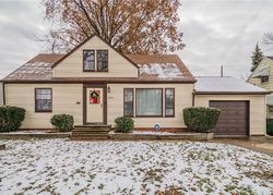 Pre-foreclosure in  NORMA DR Cleveland, OH 44121