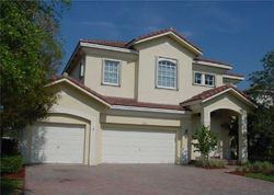 Pre-foreclosure in  SW 195TH AVE Hollywood, FL 33029