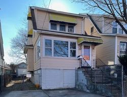 Pre-foreclosure in  LIGHT ST Bronx, NY 10466