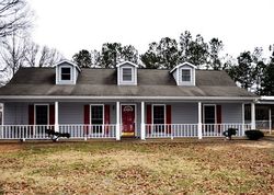 Pre-foreclosure in  NUCKOLS RD Seale, AL 36875