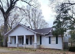 Pre-foreclosure in  HOWELL ST Florence, AL 35630