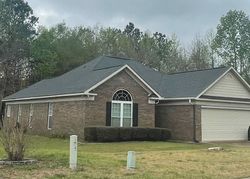 Pre-foreclosure in  LINCOLNSHIRE LN Phenix City, AL 36870