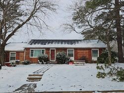Pre-foreclosure in  SHEWALT DR Richmond, VA 23228