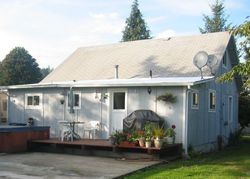 Pre-foreclosure in  2ND AVE N Auburn, WA 98001