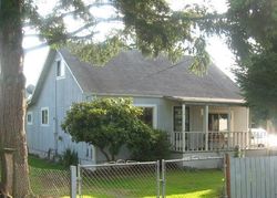 Pre-foreclosure in  2ND AVE N Auburn, WA 98001