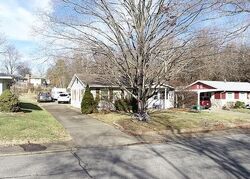Pre-foreclosure in  W BERKELEY AVE Evansville, IN 47710
