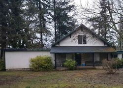 Pre-foreclosure in  LIBERTY RD Sweet Home, OR 97386