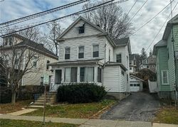 Pre-foreclosure in  TOMPKINS AVE Ossining, NY 10562