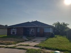 Pre-foreclosure in  CHARMES CT New Orleans, LA 70129